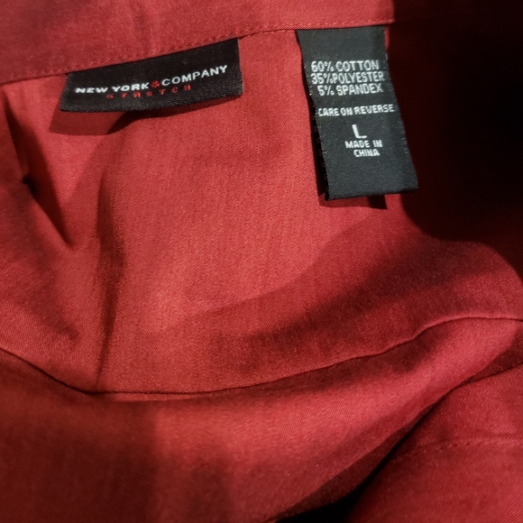 Women's New York & Company Button Up NWOT - Picture 4 of 4